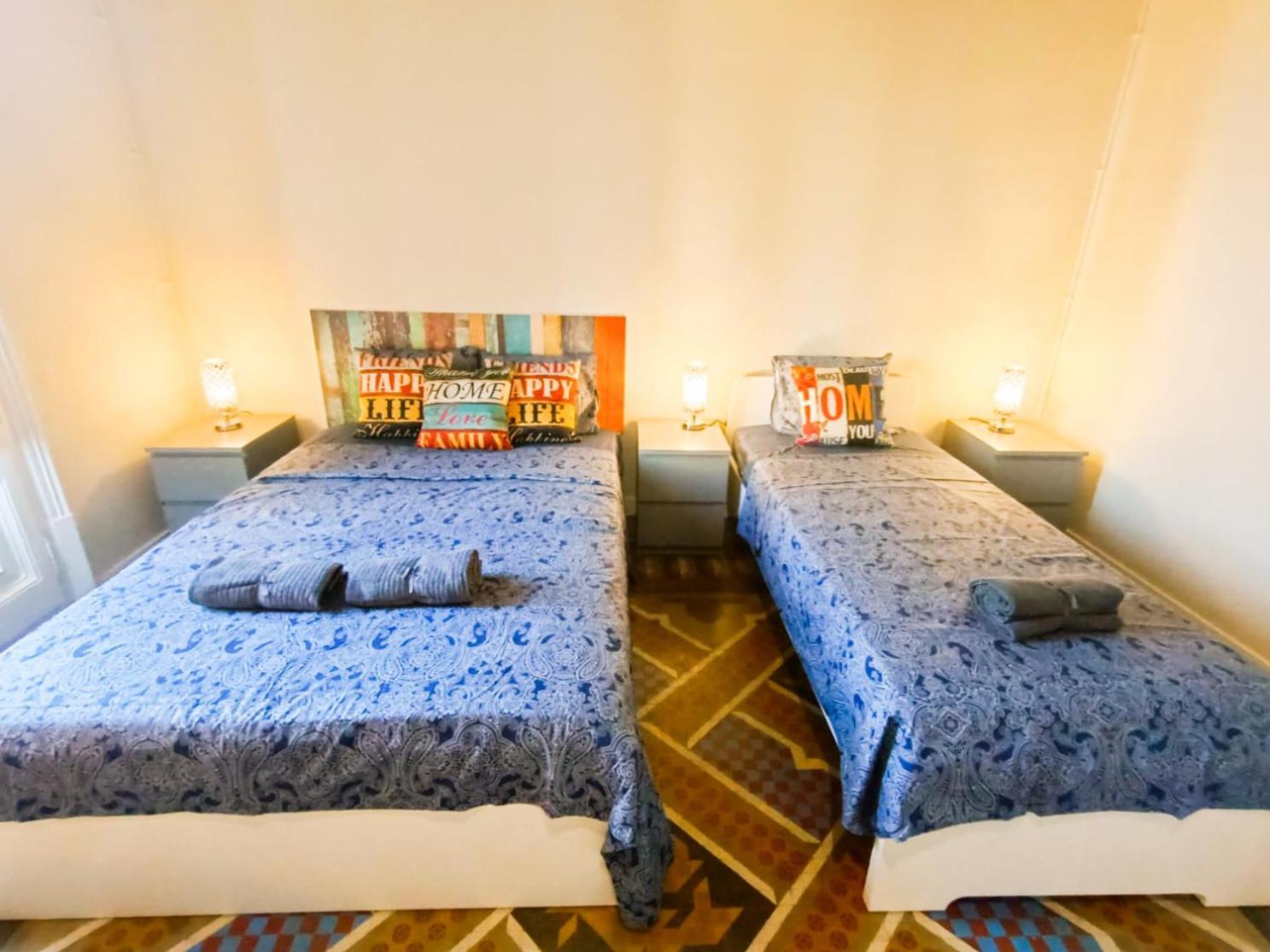 Private Rooms By Plaza Catalunya Barcelona Luaran gambar