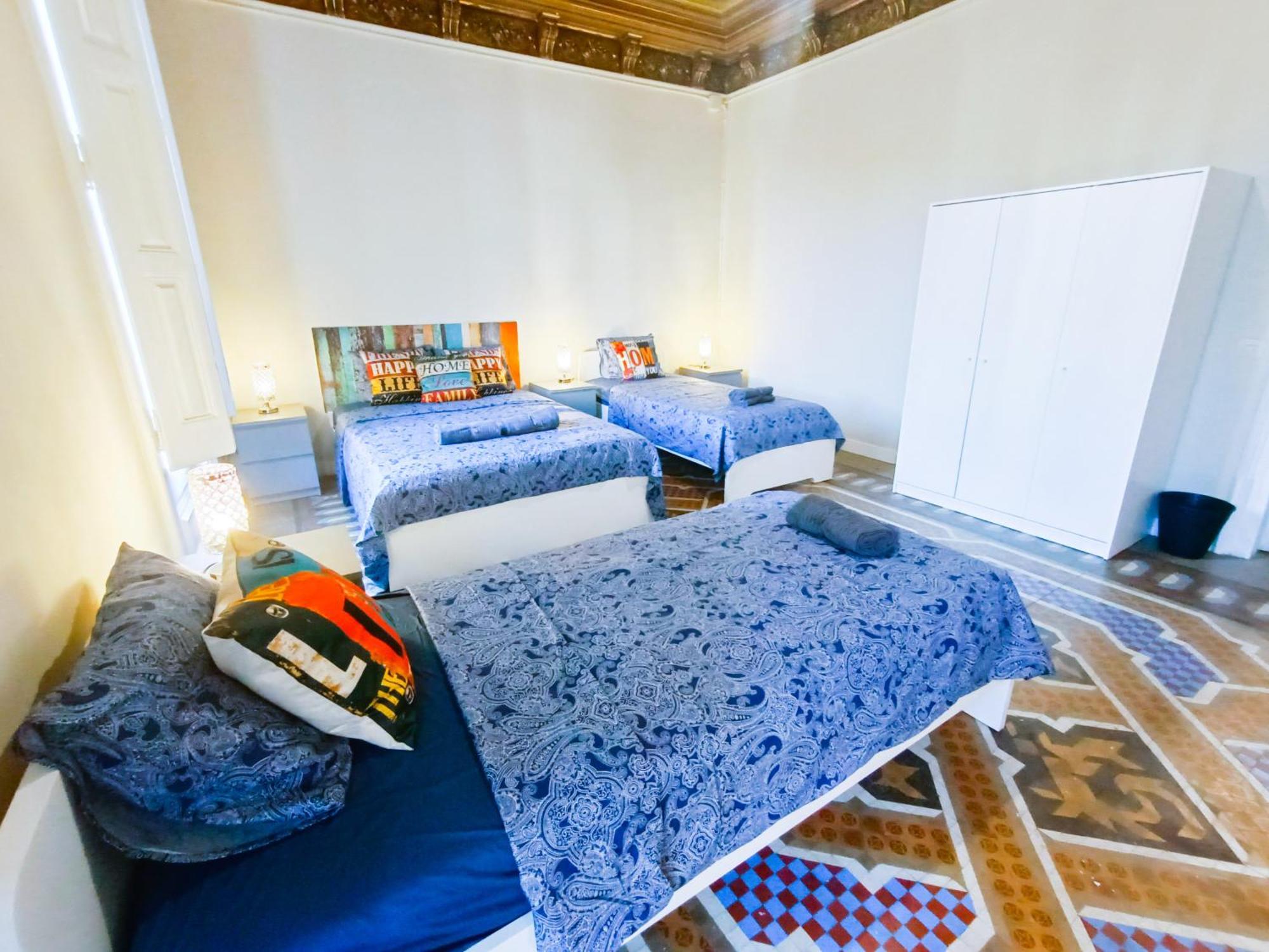 Private Rooms By Plaza Catalunya Barcelona Luaran gambar